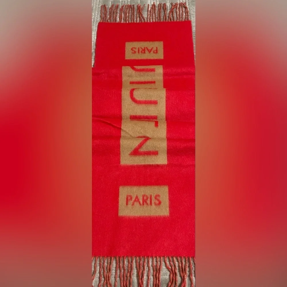 Louis Vuitton Cashmere Muffler Unisex